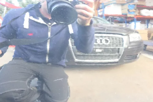 Audi A4 B7 8E Tür hinten rechts schwarz LZ9Y Kombi mit Scheibe und Rahmen (112998)