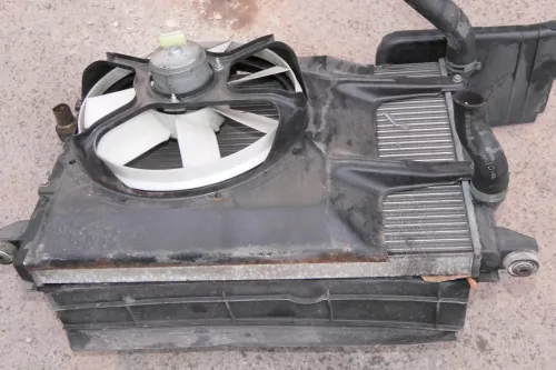 VW Passat 35i 3A Kühler Wasserkühler Lüfter 3A0121253AA 3A0 121 253 AA 1Z AFN (113220)