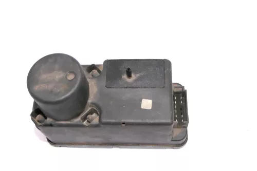 VW Corrado Passat 35i Pumpe Zentralverriegelung Steuergerät 357962257