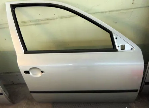 Skoda Octavia 1U Kombi + Limo Tür vorne rechts Beifahrertür silber grau 9102 F7T (113595)