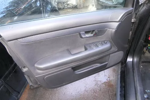 4x Audi A4 8E B6 Türverkleidung Verkleidung Tür vorne links rechts und für hinte