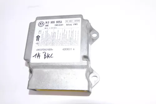VW Golf 5 Steuergerät Airbagsteuergerät 1K0909605A Index 03 ## 6x Airbag