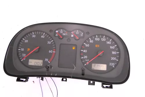 VW Golf 4 Tacho Tachometer Kombiinstrument 214.000km 1J0919880 1,4 16V 75PS 55kw (114065)