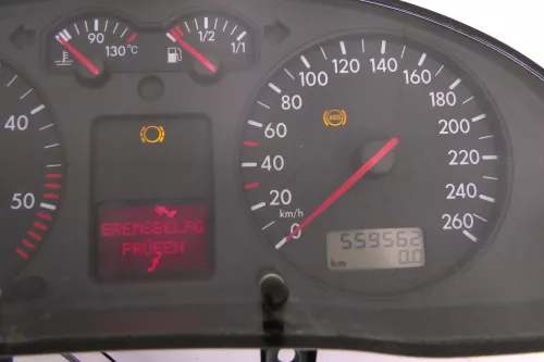 VW Passat 3B Tacho Tachometer Kombiinstrument 559.000km 3B0920822A 1,9 TDI AJM (114066)