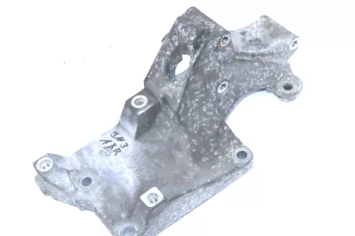 VW Polo 9N Halter Konsole Lichtmaschine Träger 1,9 TDI 90PS 038903139AG AXR ASZ