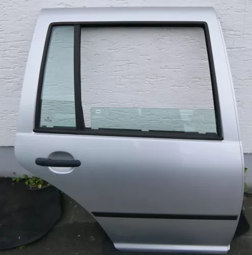 VW Golf 4 Bora Tür hinten rechts nur Kombi / Variant silber LA7W (115122)