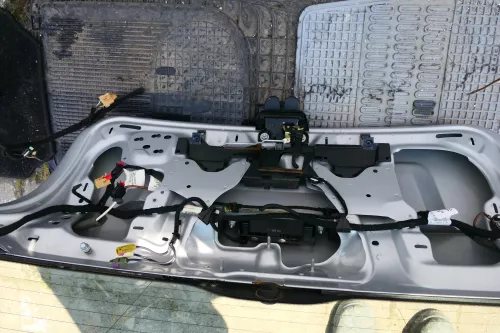 Audi A3 8P 2/3-Türer Heckklappe Klappe hinten silber grau LY7W 2/3-Türer (115991)