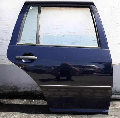 VW Golf 4 Bora Tür hinten rechts nur Kombi / Variant blau LA5G