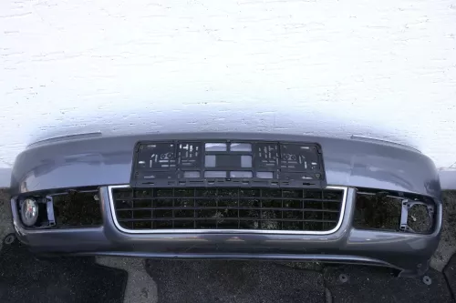 Audi A6 4B Frontstoßstange Stoßstange vorn vorne Stoßfänger grau Facelift (116203)