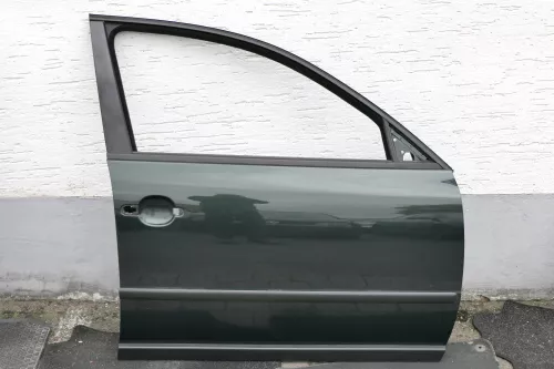 VW Passat 3B 3BG Kombi + Limo Tür vorne rechts Beifahrertür grün LC6N 116589 (116589)