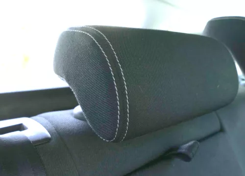 Skoda Octavia 1Z Sitz hinten in der Mitte Kopfstütze Kopfstützen onyx Sport (117012)
