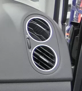 VW Golf Plus 5M Lüftungsdüse Düse Lüftung vorne rechts schwarz 5M0819704H (117265)