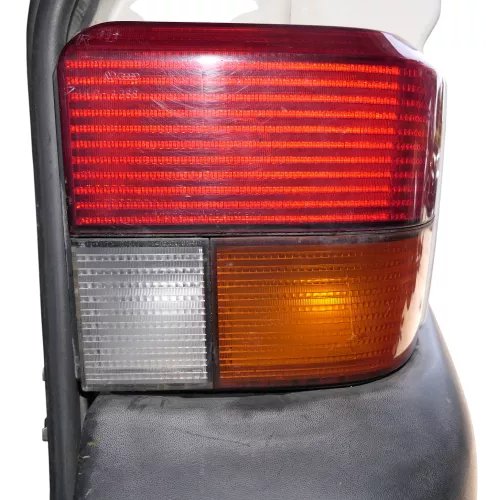 VW T4 Rücklicht hinten rechts Rückleuchte Heckleuchte Lampenträger (117396)