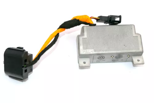 VW Tiguan Steuergerät Wechselrichter 230V Anschluß Stecker 5N0907155 (117909)