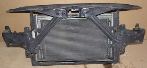 Seat Leon Toledo 1M Schloßträger mit Kühler (auch für Klimaanlage) Benziner TDI