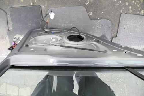 VW Golf 5 V 1K Tür Türblatt hinten links 4/5-Türer grau LA7T mit Scheibe (118257)