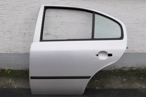 Skoda Octavia 1U Limousine Tür hinten links silber 9102 LF7T (118357)
