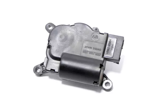 VW T5 Stellmotor für Fußraumklappe Heizung Umluft 7L0907511AJ (119330)