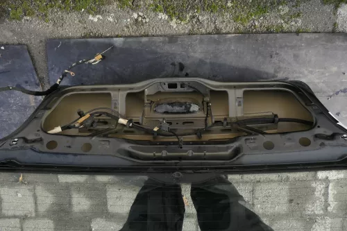 VW Polo 9N3 9N Heckklappe Kofferraumklappe Klappe schwarz L041 (119426)