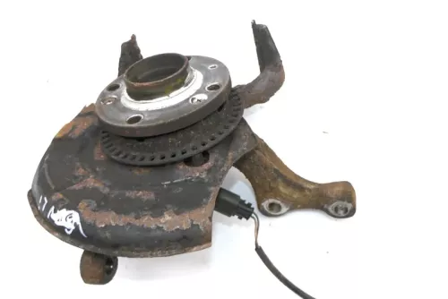 VW Golf 3 Vento Radnabe mit ABS vorn links Achsschenkel Radlager mi Sattelhalter