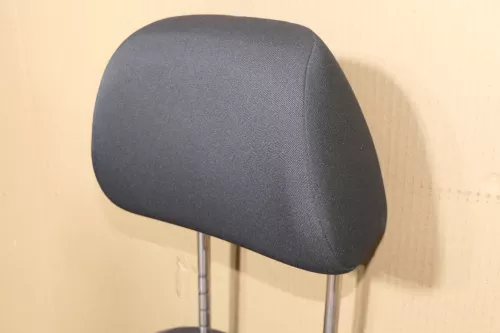 VW Eos Kopfstütze vorne links oder rechts in titanschwarz (119678)