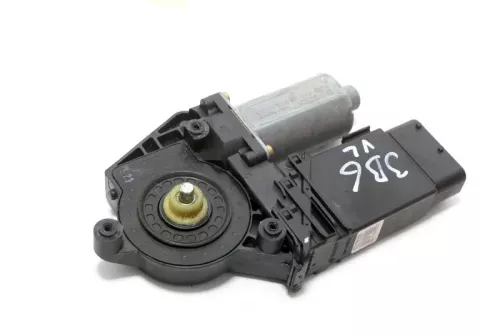VW Passat 3BG ektrischer Fensterheber vorne links 3B4837751PD Fensterhebermotor (119702)