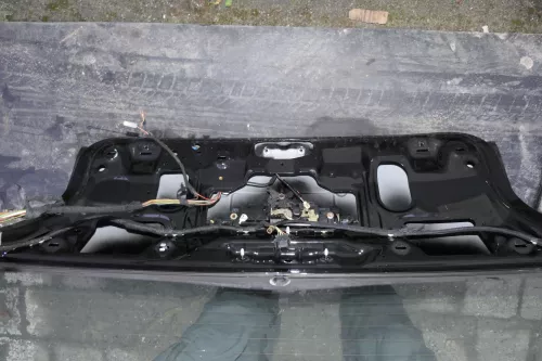 Audi A3 8L Heckklappe Kofferraumklappe Klappe hinten schwarz LY9B (119822)