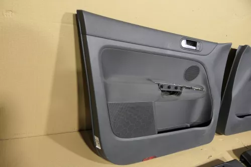 VW Golf Plus 5M 4x Türverkleidung Verkleidung Tür vorne + hinten links schwarz  (120107)