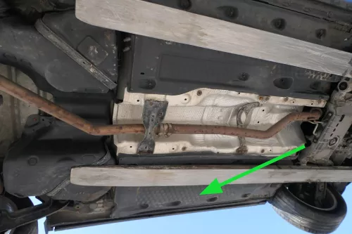 VW Tiguan 5N Unterbodenverkleidung Verkleidung links unten Abdeckung 5N0825201B (120176)
