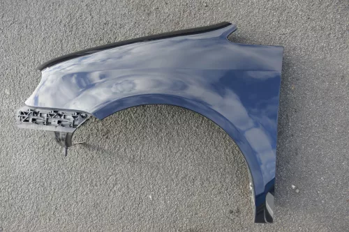 VW Touran 1T Kotflügel vorne links schwarz LC9Z 1T0821021A ca.2003-2006 metallic