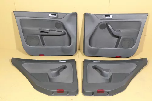 VW Golf Plus 5M 4x Türverkleidung Verkleidung Tür vorne hinten links re schwarz  (120548)