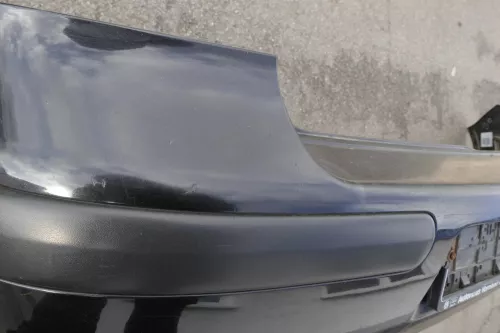 VW Golf 4 Limousine Stoßstange hinten Heckstoßstange Stoßfänger schwarz LC9Z eee (120804)