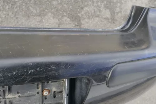 VW Golf 4 Limousine Stoßstange hinten Heckstoßstange Stoßfänger schwarz LC9Z eee (120804)