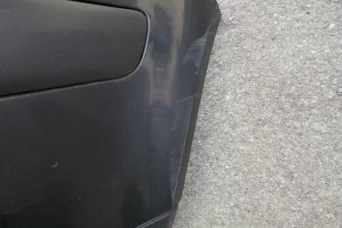 VW Golf 4 Limousine Stoßstange hinten Heckstoßstange Stoßfänger schwarz LC9Z eee (120804)