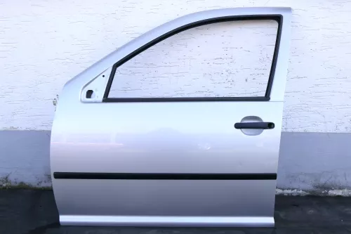 VW Golf 4 Bora Tür vorne links Fahrertür 4/5-Türer + Kombi Variant silber LA7W r (120995)