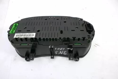 VW Polo 9N 3Tacho Tachometer Kombiinstrument 180.000km 6Q0920825F 1,4TDI BNV BNM (121070)