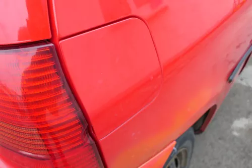 VW Lupo Seat Arosa Tankdeckel Deckel Tank Tankverschluß Rot LP3G (121207)