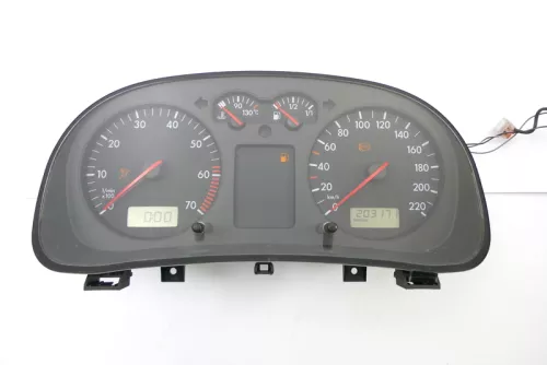 VW Golf 4 Tacho Tachometer Kombiinstrument 203.000km 1J0919860 1,4 16V 75PS 55kw (121922)