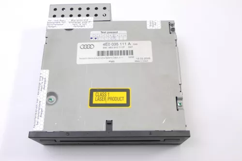 Audi A4 8E B6 B7 4F A6 CD Wechsler Changer 4E0035111A  (122274)