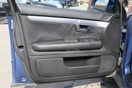4x Audi A4 8E B6 Türverkleidung Verkleidung Tür vorne hinten links schwarz soul