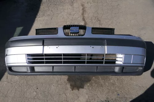 Seat Ibiza 6K Stoßstange Frontstoßstange vorne sibler LS7N Faceliftmodell ab1999