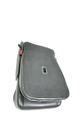 VW Sharan 7N Alahmbra Sitz hinten in der MItte mittig 1.Sitzreihe Kunstleder (123213)