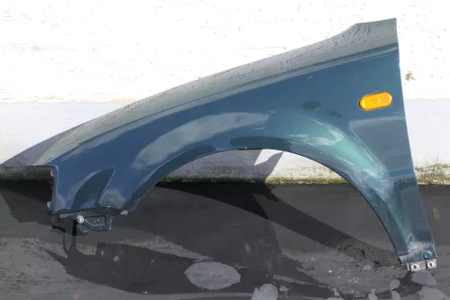 VW Passat 3B Kotflügel vorne links grün LC6N Royalgrün (123278)