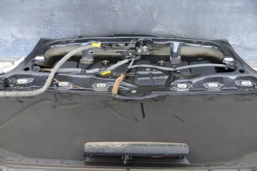 VW Polo 6N Heckklappe Klappe hinten Kofferraumklappe mit Scheibe schwarz LC9Z m (123378)