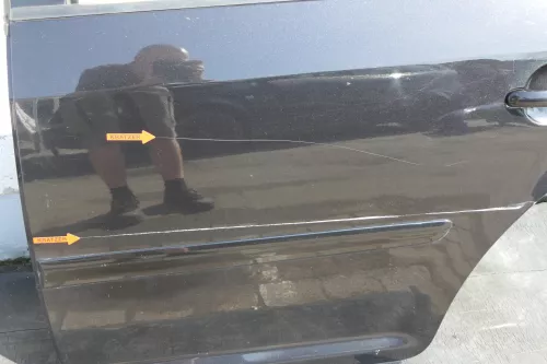 VW Touran 1T 1T3 Tür hinten links schwarz LC9Z metallic mit Scheibe (123548)
