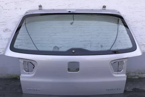 Seat Ibiza 6K Heckklappe Klappe hinten Kofferraumklappe silber LS7N 1999-2001