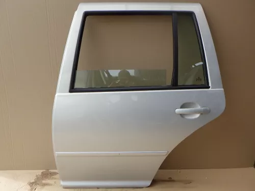 VW Golf 4 Bora Tür hinten links nur Kombi / Variant silber LB7Z satinsilber (123743)