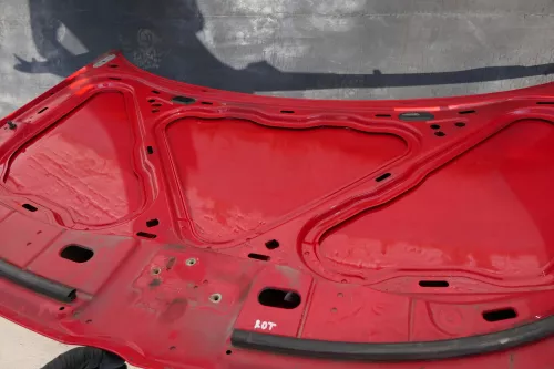 VW Polo 9N Motorhaube KLappe vorne rot LP3G bis ca. Bj. 2004 (123801)