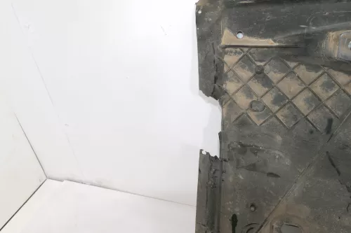 VW Golf A3 Unterbodenverkleidung Verkleidung links unten Abdeckung 1K0825211E Bi (123888)