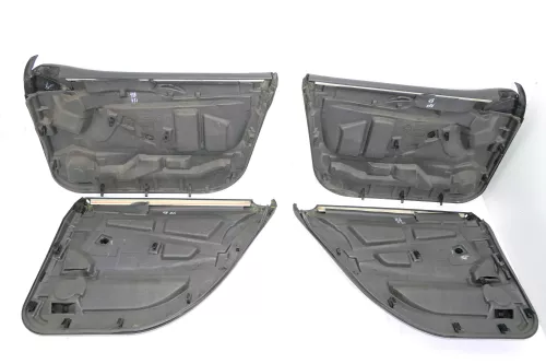 Audi A6 4B Türverkleidung Verkleidung Tür vorne +hinten links und rechts  (123992)